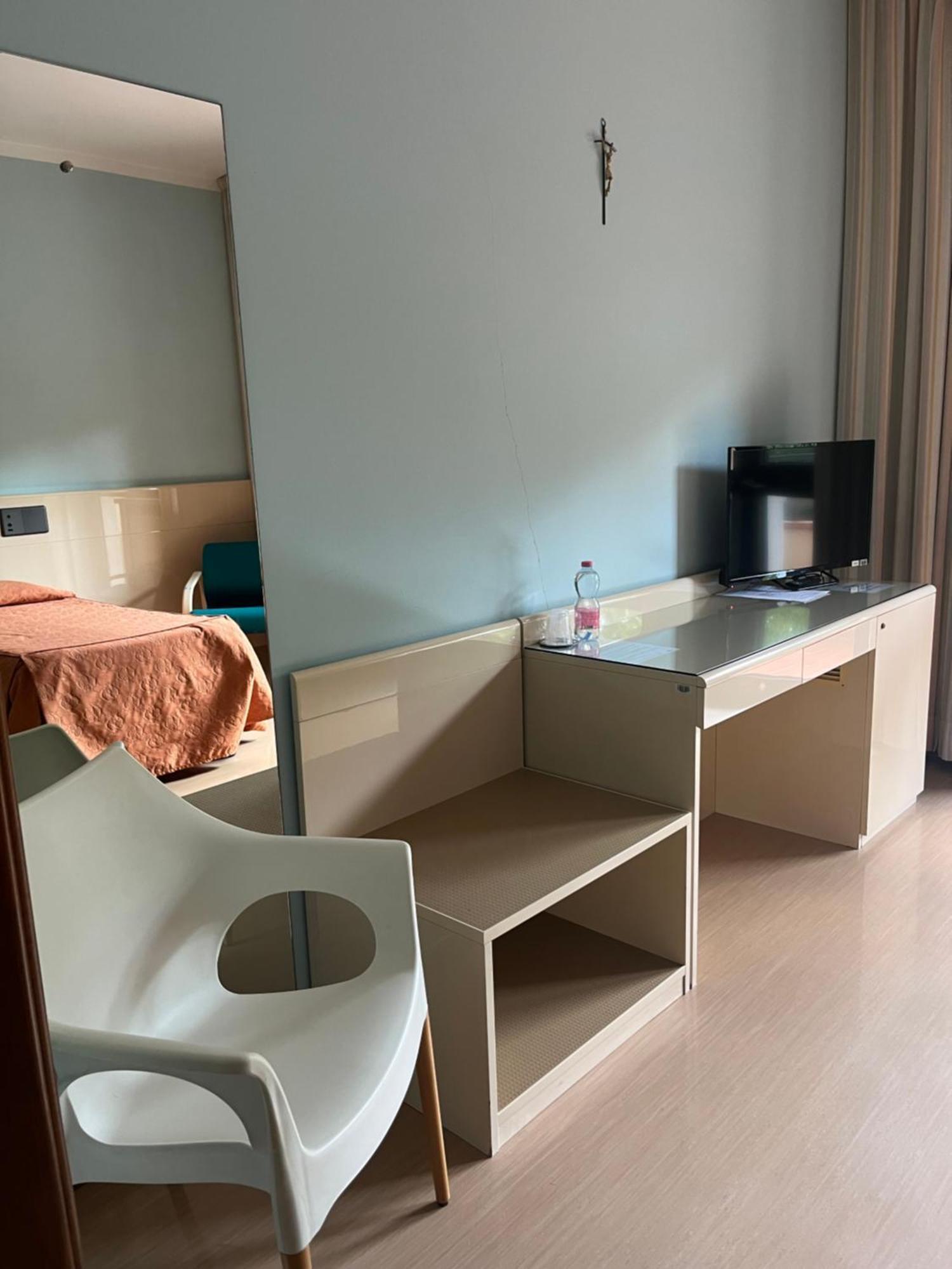 Albergo Casa Dell'Ospite Brescia Luaran gambar
