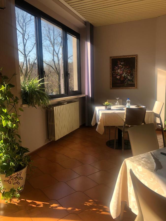 Albergo Casa Dell'Ospite Brescia Luaran gambar