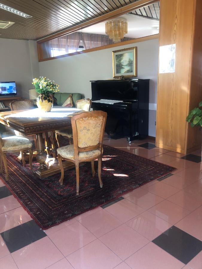 Albergo Casa Dell'Ospite Brescia Luaran gambar