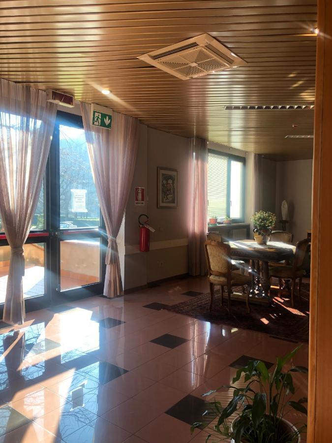 Albergo Casa Dell'Ospite Brescia Luaran gambar