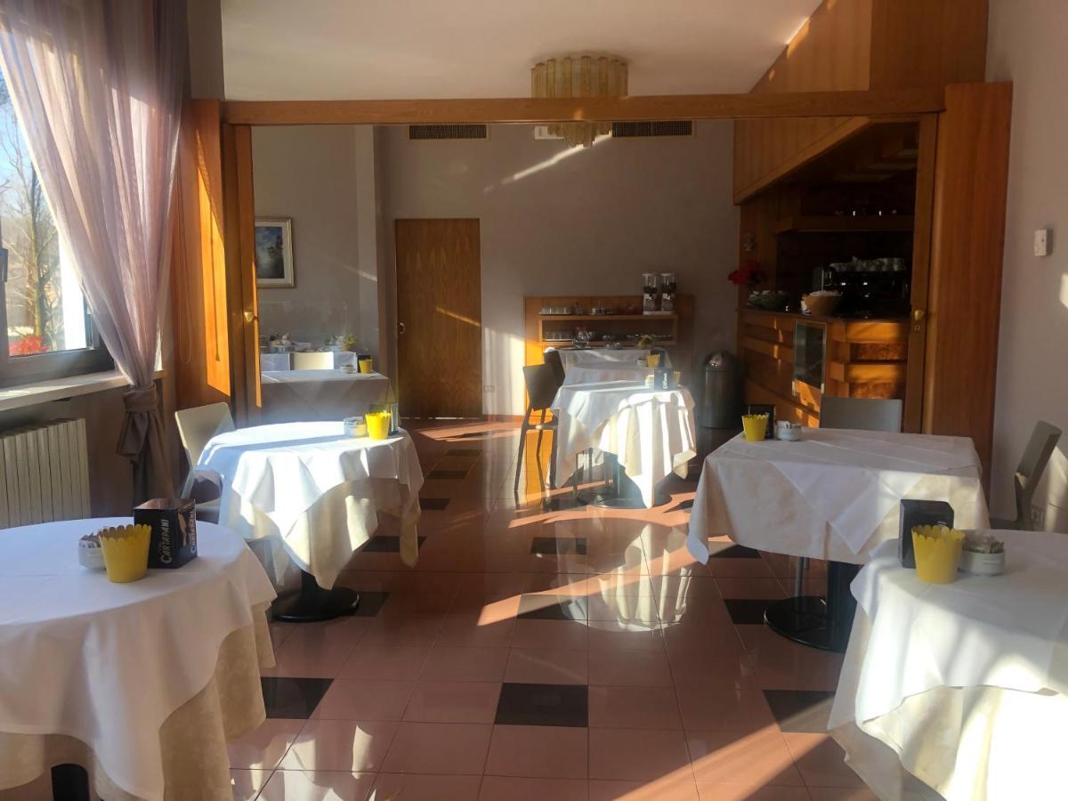 Albergo Casa Dell'Ospite Brescia Luaran gambar